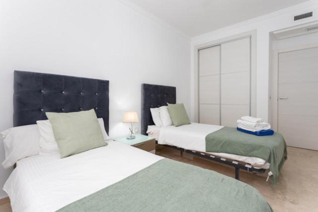 Apartamento Marbella Centro Av. Del Mar Luaran gambar